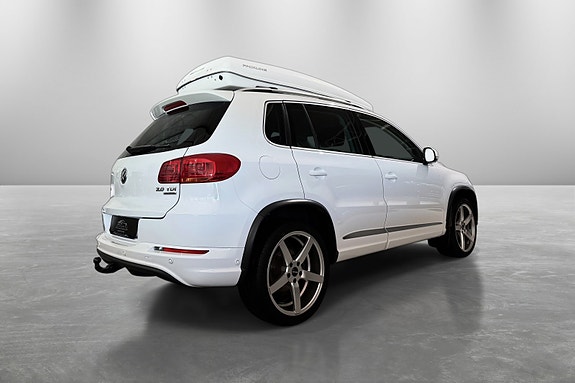 Volkswagen Tiguan 8 of 30