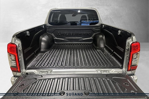 Mitsubishi L200 18 of 23