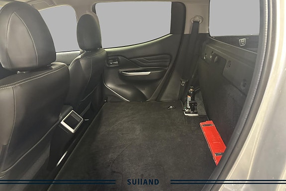 Mitsubishi L200 16 of 23