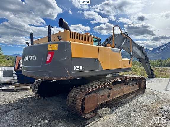 Volvo EC250DL gravemaskin m/ Rototilt, 2 skuffer og GPS 5 of 30
