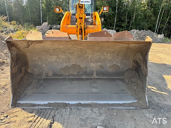 JCB 436 hjullaster med skuffe 25 of 30