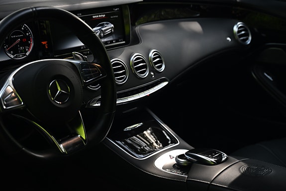 Mercedes-Benz S63 21 of 30