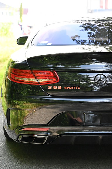 Mercedes-Benz S63 8 of 30