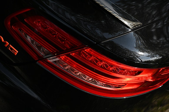 Mercedes-Benz S63 13 of 30