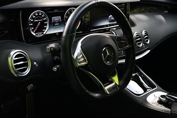 Mercedes-Benz S63 18 of 30
