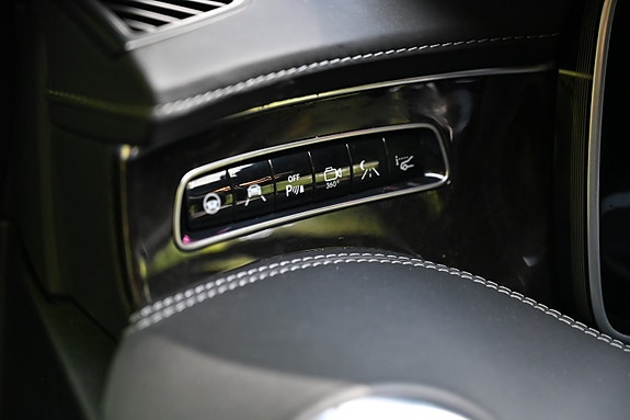 Mercedes-Benz S63 23 of 30