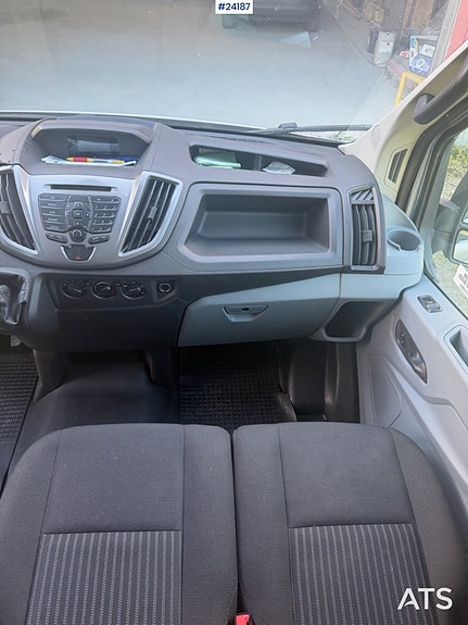 Ford Transit m/17 seter 18 of 24
