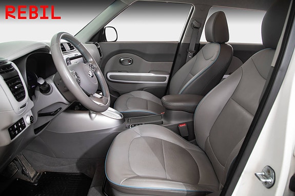 Kia e-Soul 8 of 21
