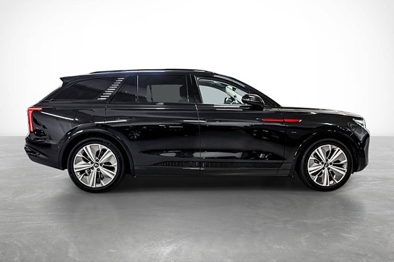 Hongqi E-HS9 5 of 30