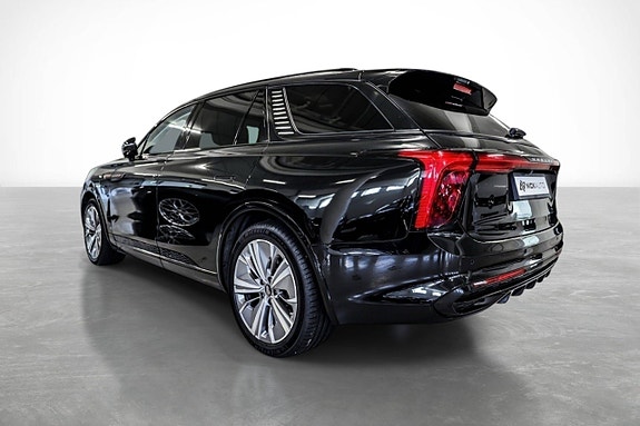 Hongqi E-HS9 10 of 30