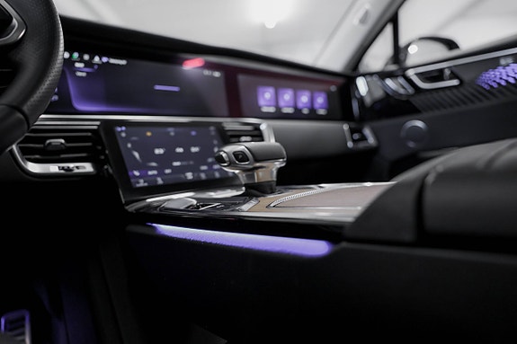 Hongqi E-HS9 20 of 30