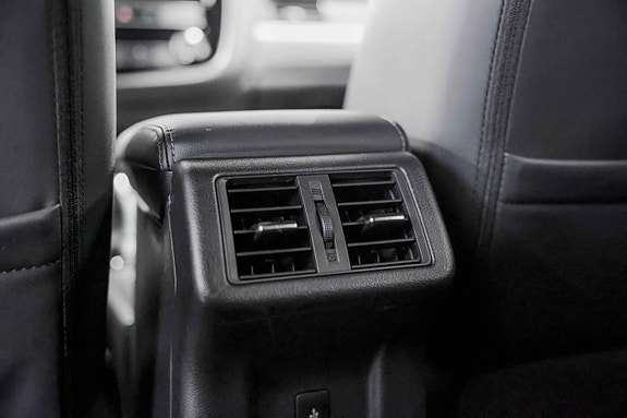 Mitsubishi Outlander 30 of 30