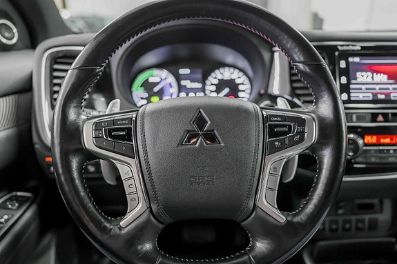 Mitsubishi Outlander 16 of 30