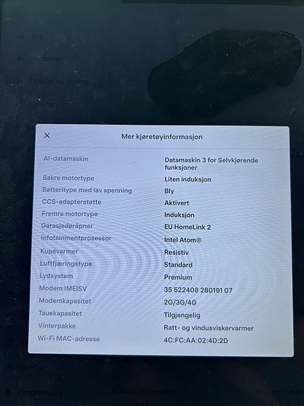 Tesla Model X 4 of 21