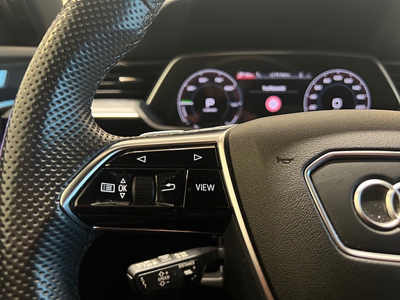 Audi e-tron Sportback 30 of 30