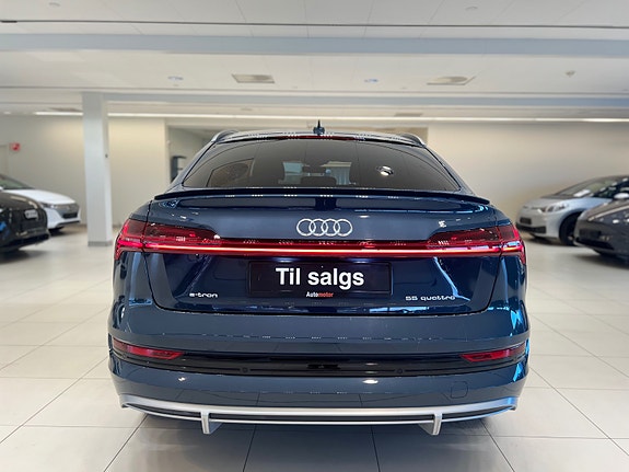 Audi e-tron Sportback 14 of 30