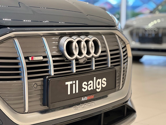 Audi e-tron Sportback 7 of 30
