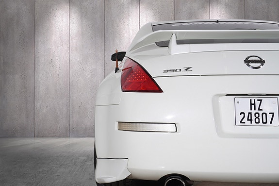 Nissan 350 Z 8 of 17