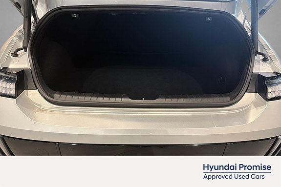 Hyundai Ioniq 6 23 of 27