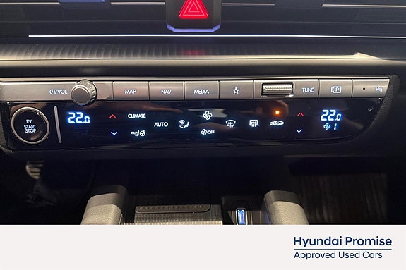 Hyundai Ioniq 6 20 of 27