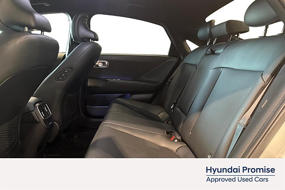 Hyundai Ioniq 6 10 of 27