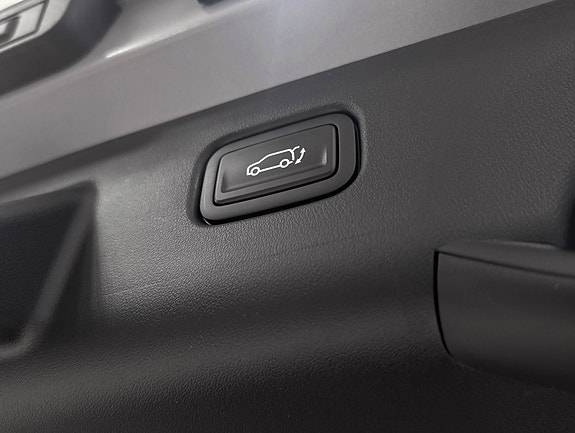 Kia EV4 17 of 30