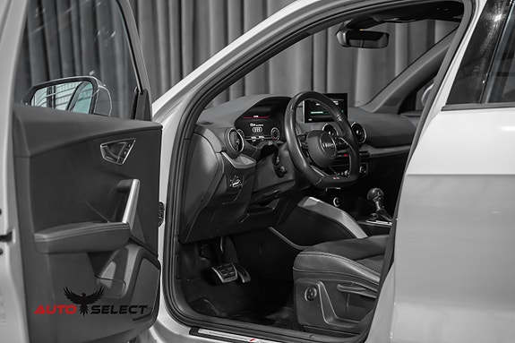 Audi Q2 20 of 30