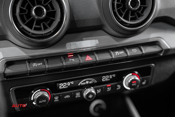 Audi Q2 30 of 30