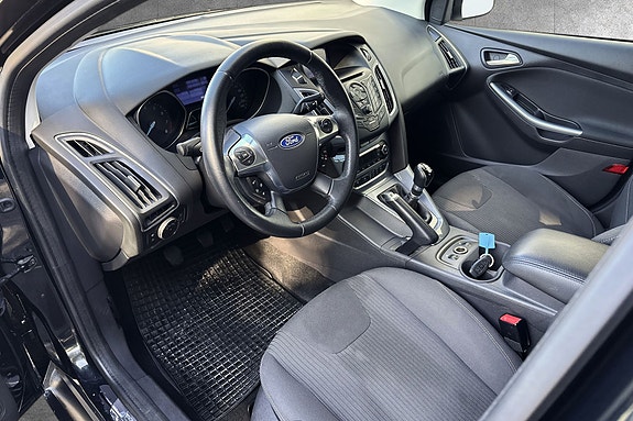 Ford Focus 8 of 10
