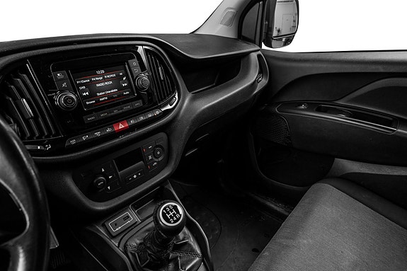 Fiat Doblo 17 of 23