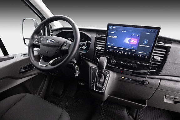 Ford Transit 19 of 21