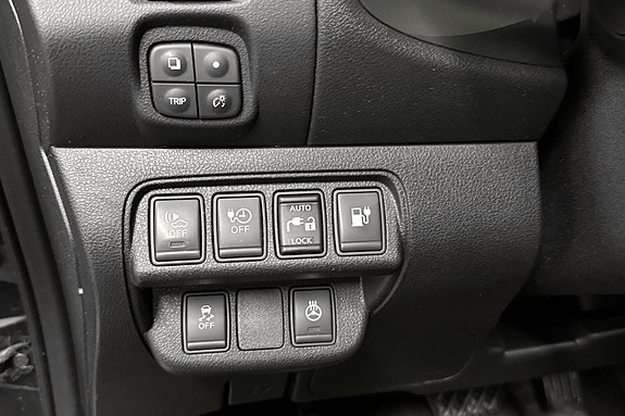 Nissan Leaf 21 of 24