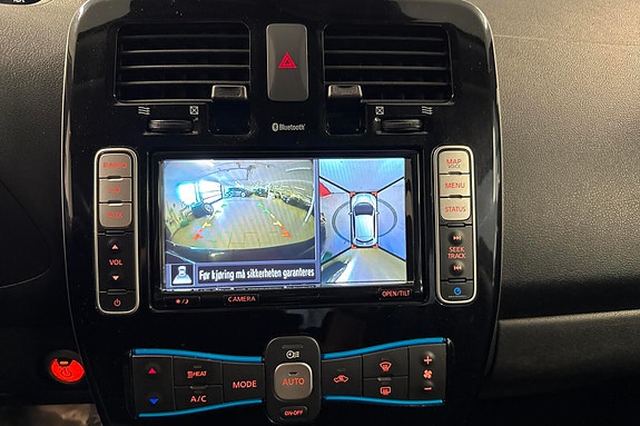 Nissan Leaf 14 of 24