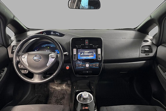 Nissan Leaf 9 of 24