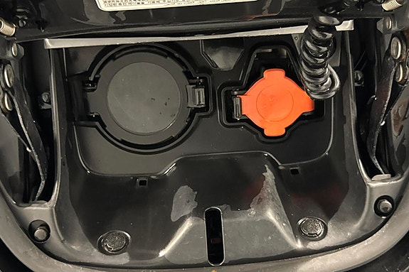 Nissan Leaf 23 of 24