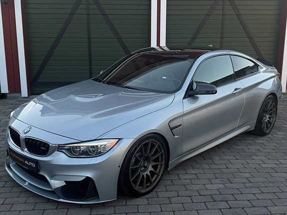 BMW M4 9 of 30