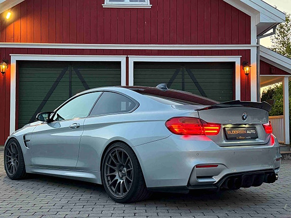 BMW M4 16 of 30