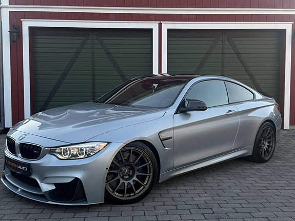 BMW M4 12 of 30