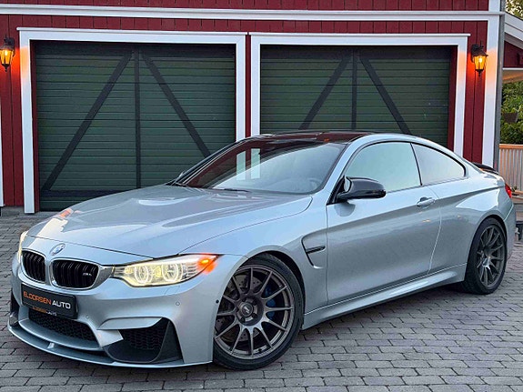 BMW M4 7 of 30