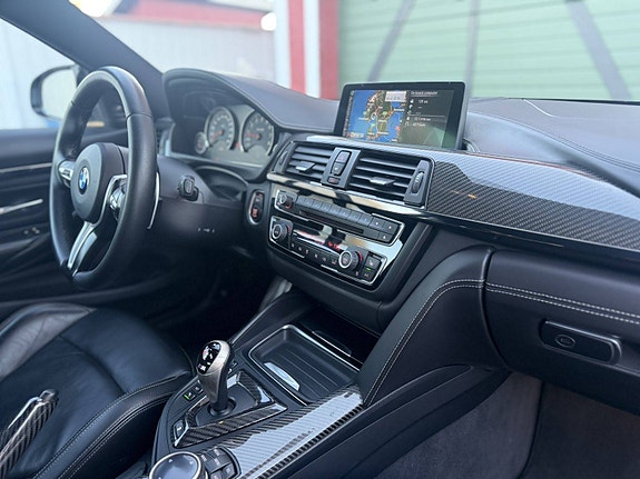 BMW M4 27 of 30