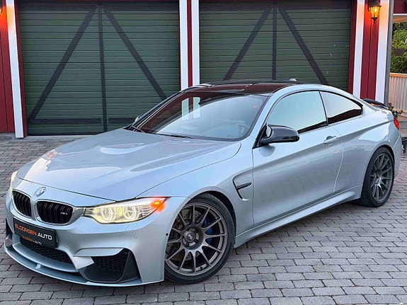 BMW M4 8 of 30