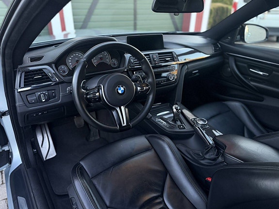 BMW M4 23 of 30
