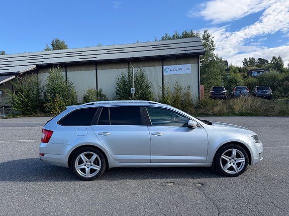 Skoda Octavia 4 of 17
