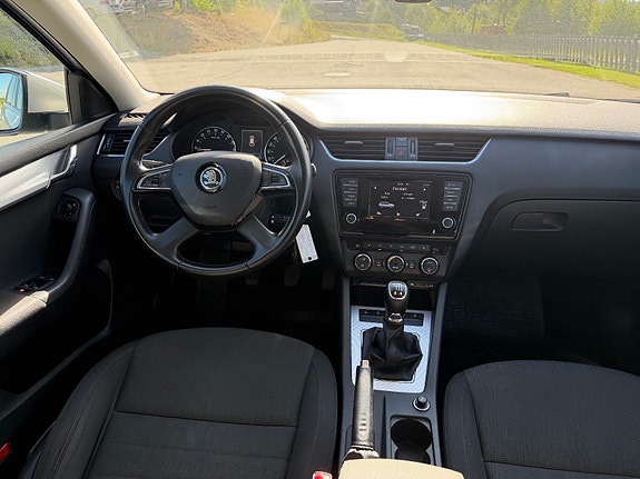 Skoda Octavia 13 of 17