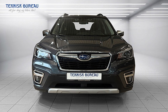 Subaru Forester 10 of 28