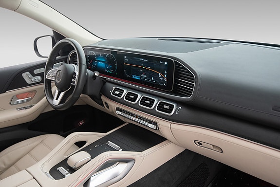 Mercedes-Benz GLE350 de 16 of 30