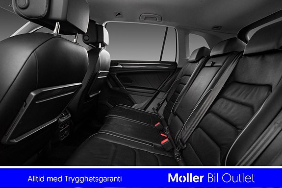 Volkswagen Tiguan 16 of 19
