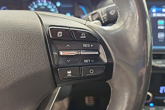 Hyundai IONIQ 16 of 25