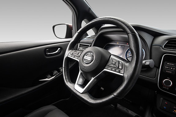 Nissan Leaf 21 of 27