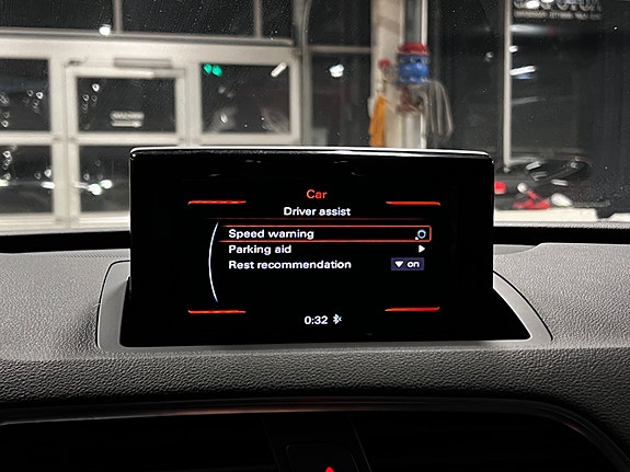 Audi Q3 25 of 30